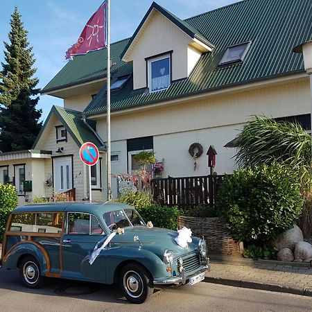Gaestehaus Alwine Wohnung 7 格洛米茨 外观 照片